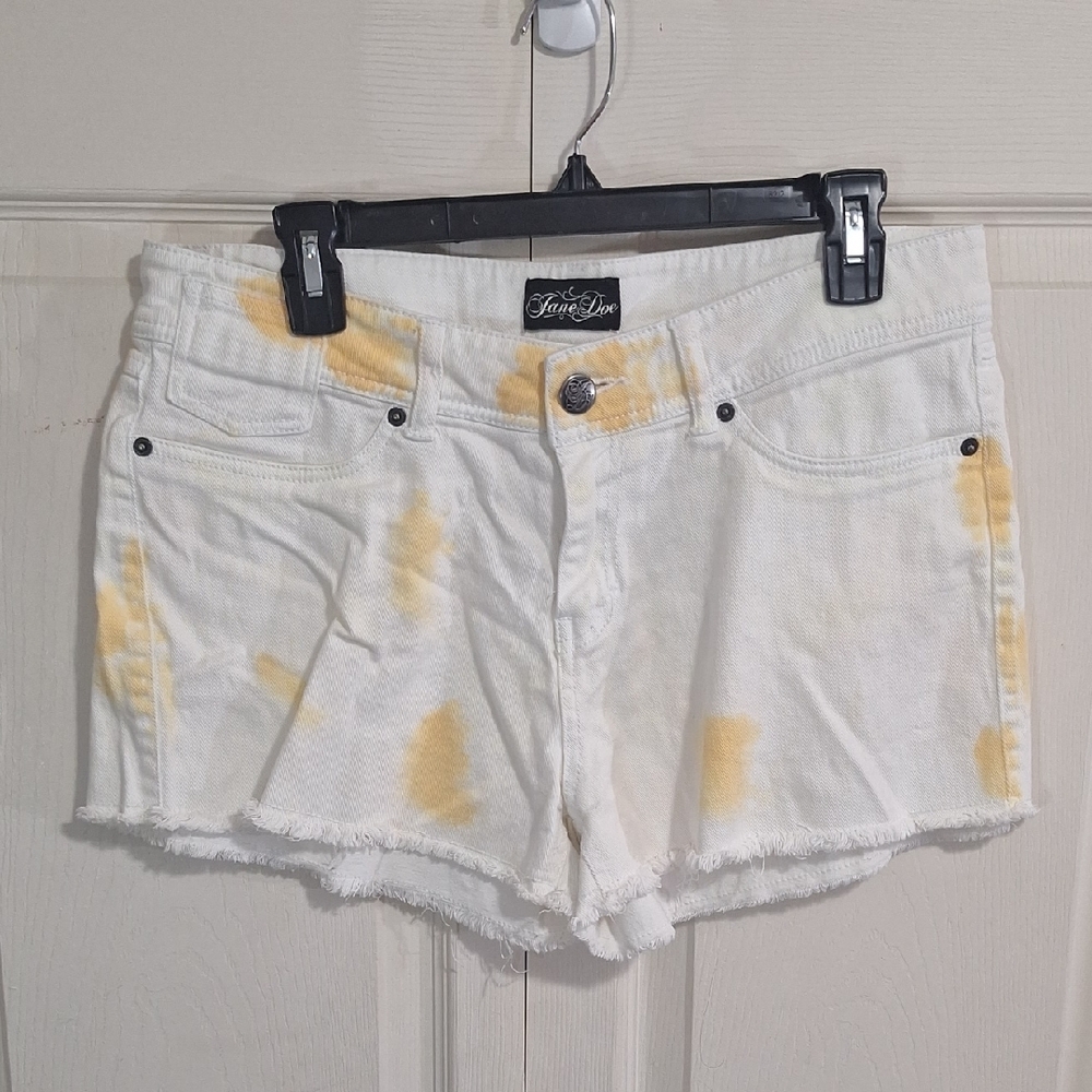 Jane Doe Tie Dyed Distressed 5 Pocket Jean Shorts Frayed Raw Hem-13-Gold White